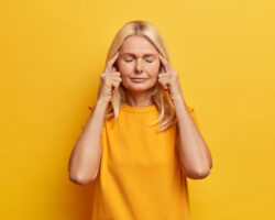 Como identificar os sintomas da menopausa precoce